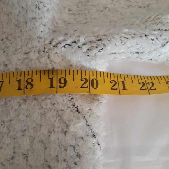 Elie Tahari Mixed Media Coat Jacket - Picture 13 of 15